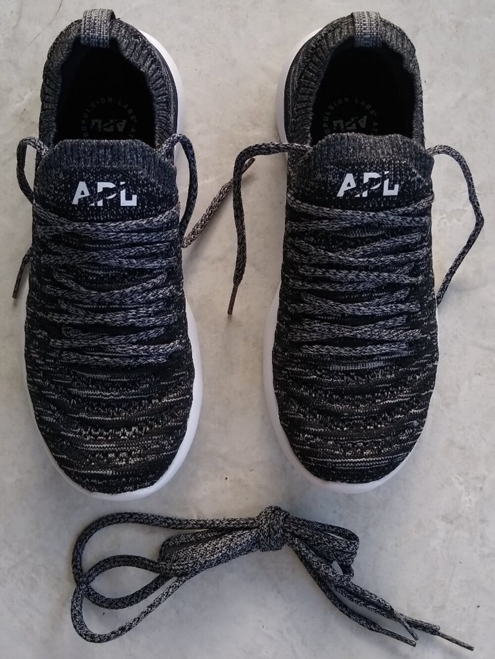 APL Women's TechLoom Wave Hybrid Running Shoe Size 6.5 Athletic Propulsion Labs